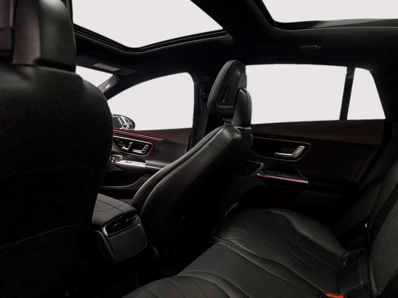 Mercedes-Benz EQE - Image 29