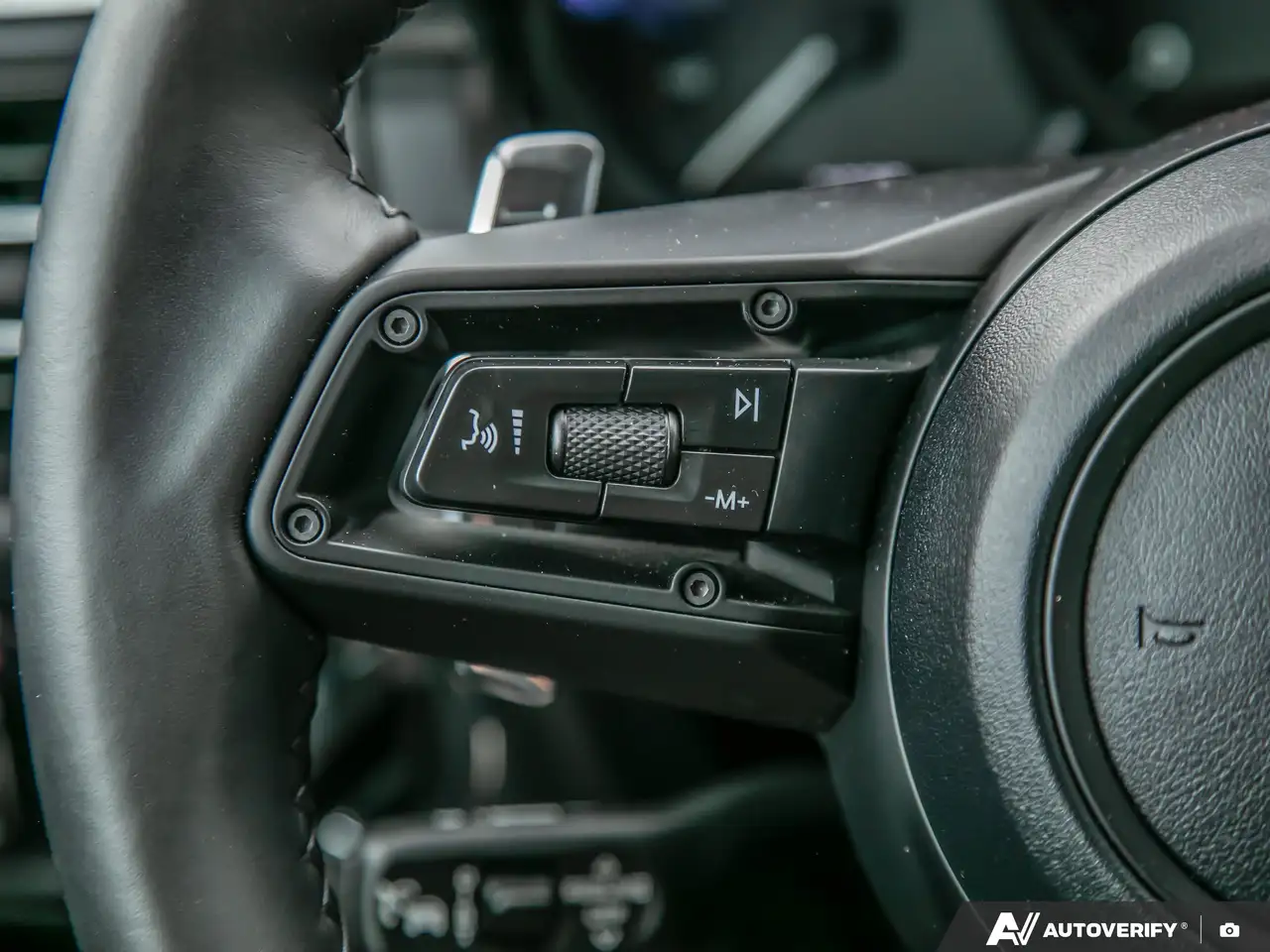 Porsche Macan - Image 21