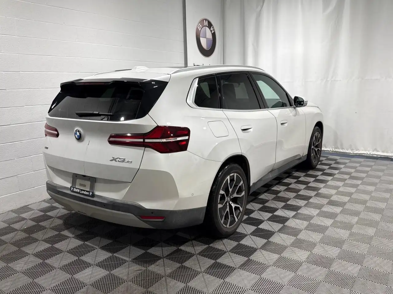 BMW X3 - Image 7