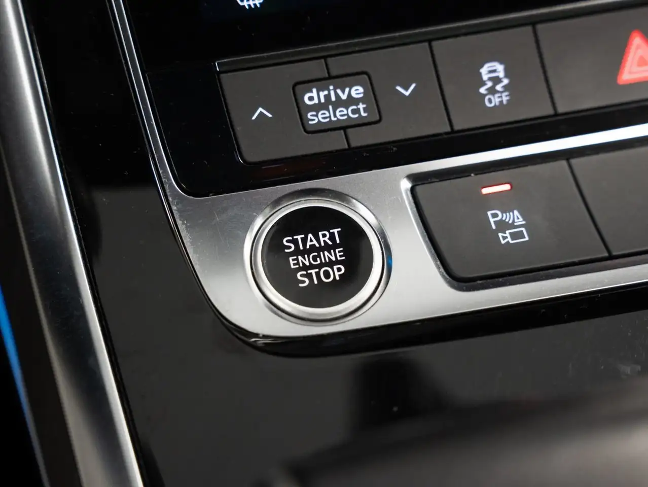 Audi Q7 - Image 22