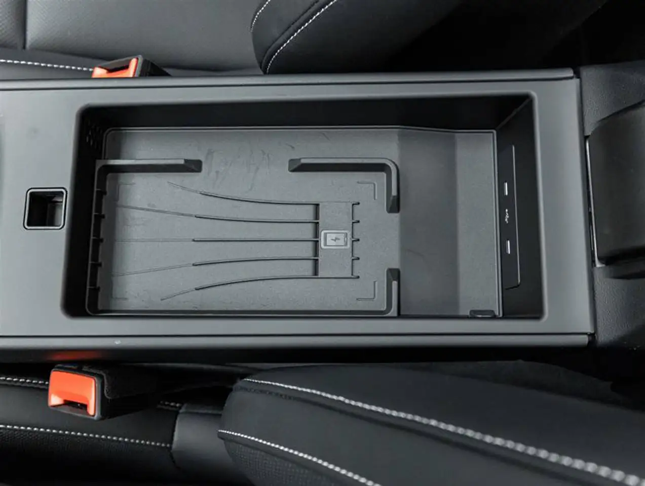 Porsche 911 - Image 40