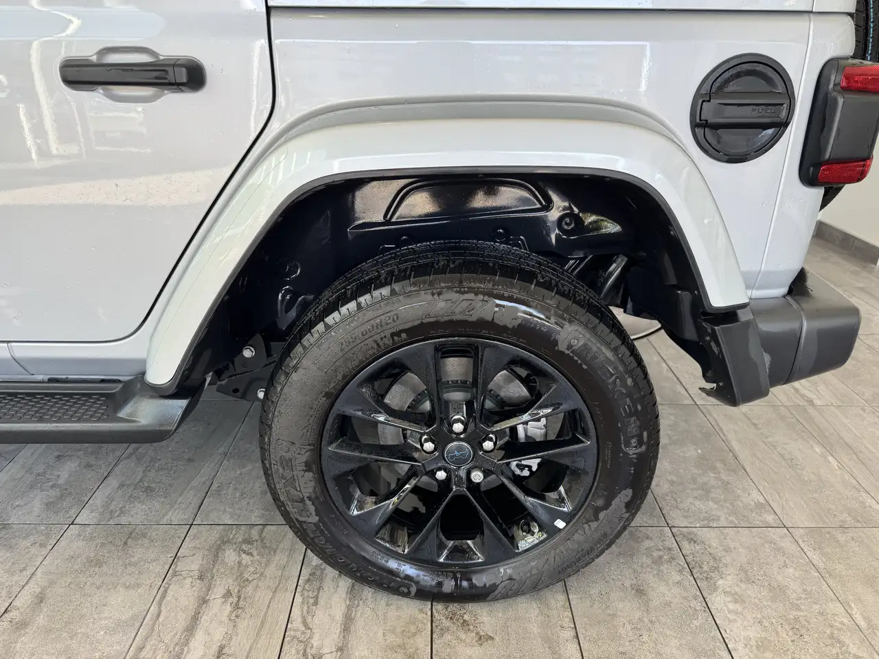 Jeep Wrangler - Image 6