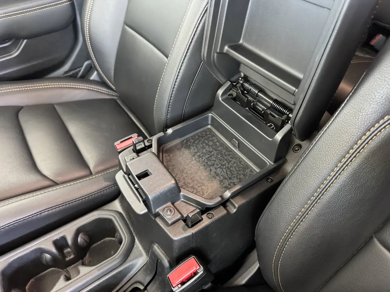 Jeep Wrangler - Image 23