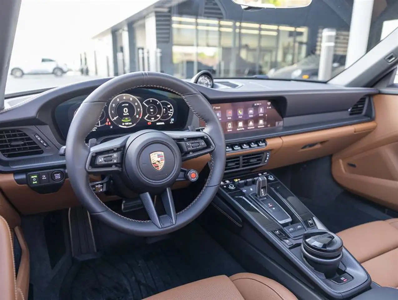 Porsche 911 - Image 25