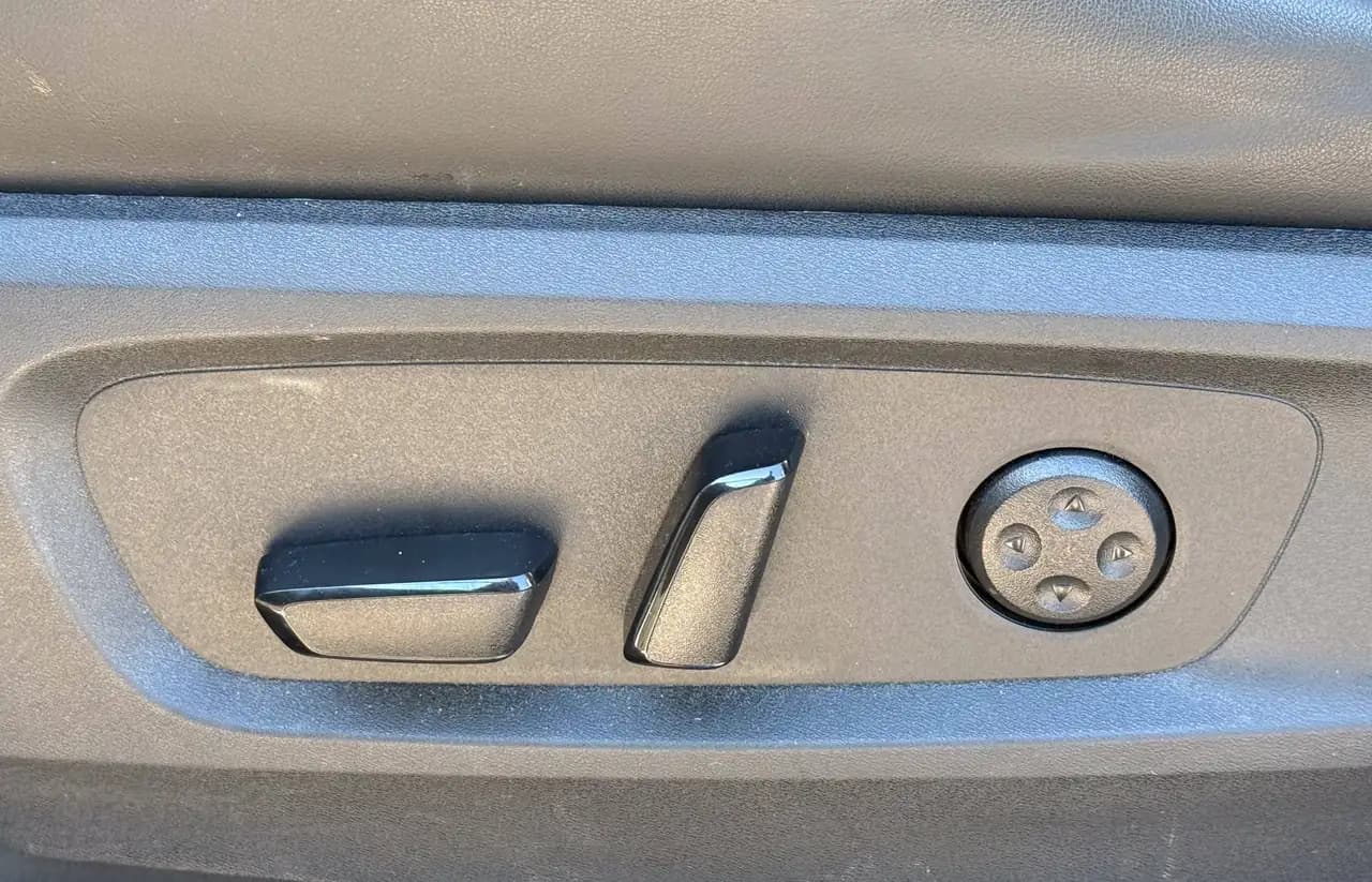 Infiniti QX60 - Image 22