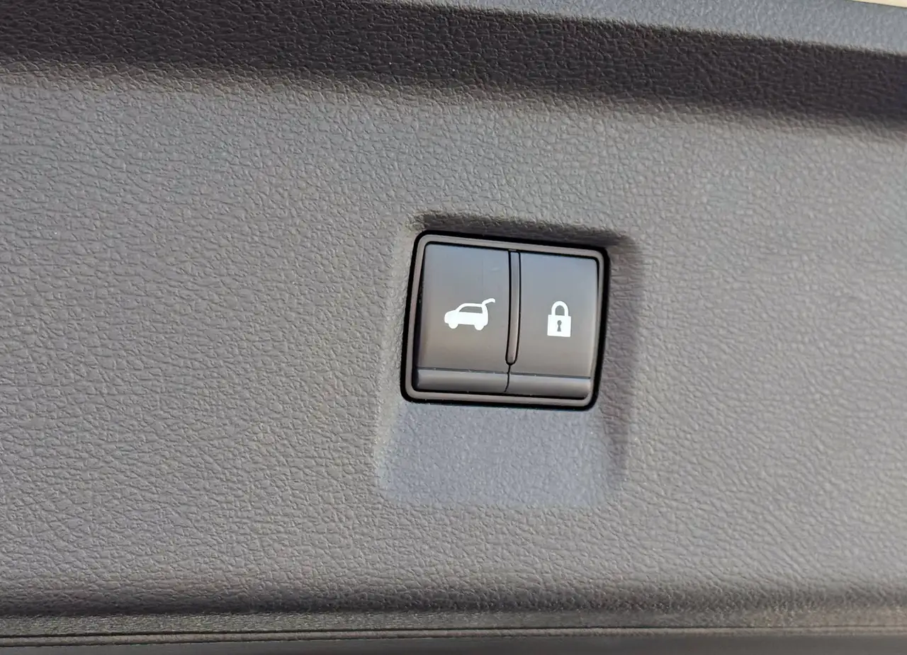 Infiniti QX60 - Image 15