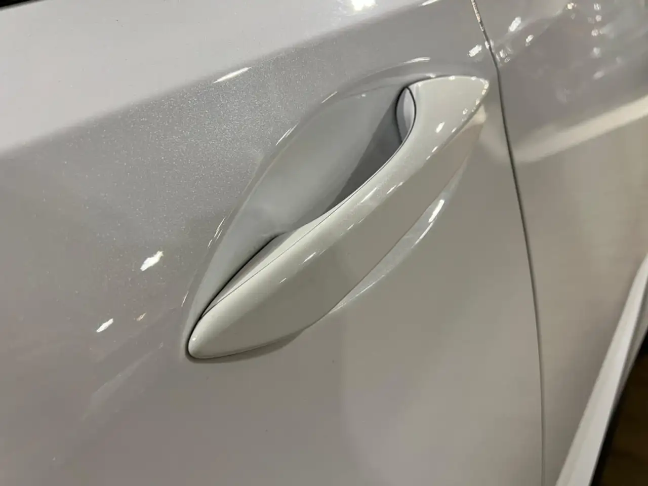 Lexus RX 350 - Image 12