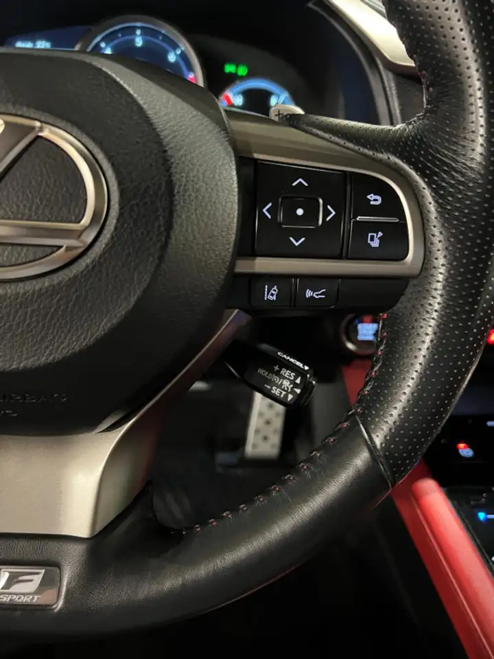 Lexus RX 350 - Image 23