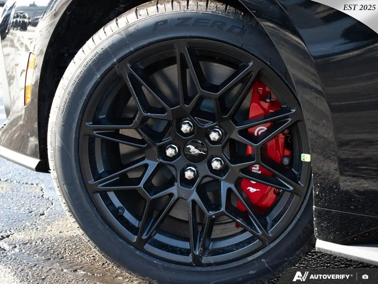 Ford Mustang - Image 6