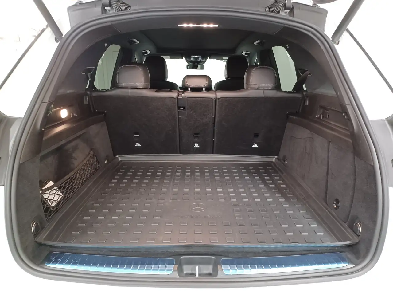 Mercedes-Benz GLE - Image 27