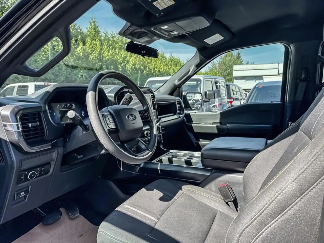 Ford F-150 - Image 13