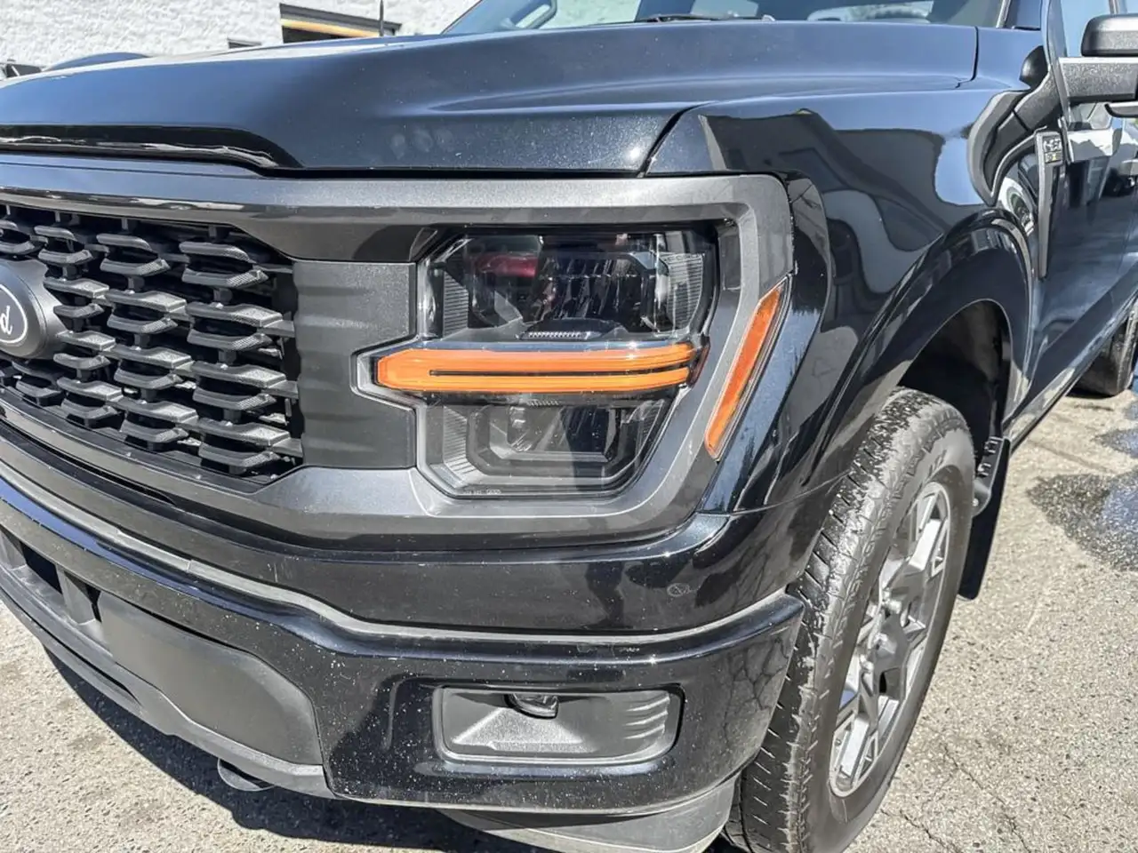 Ford F-150 - Image 8