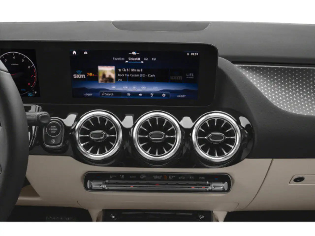 Mercedes-Benz GLA - Image 7