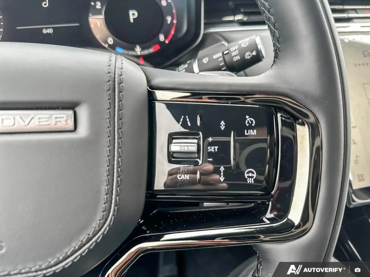 Land Rover Range Rover Sport - Image 16