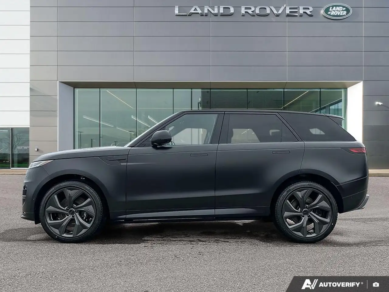 Land Rover Range Rover Sport - Image 3