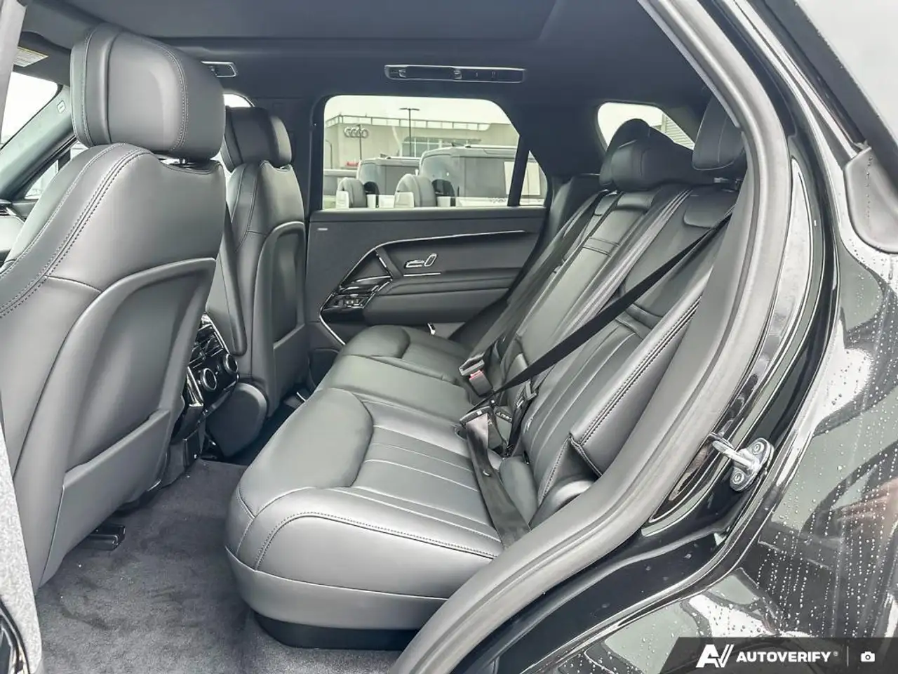 Land Rover Range Rover Sport - Image 23