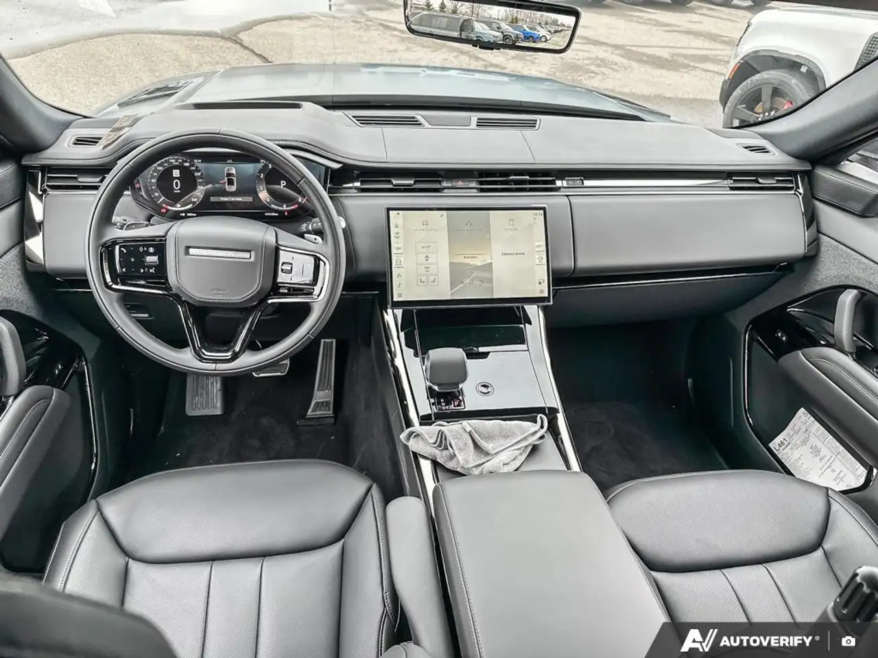 Land Rover Range Rover Sport - Image 24