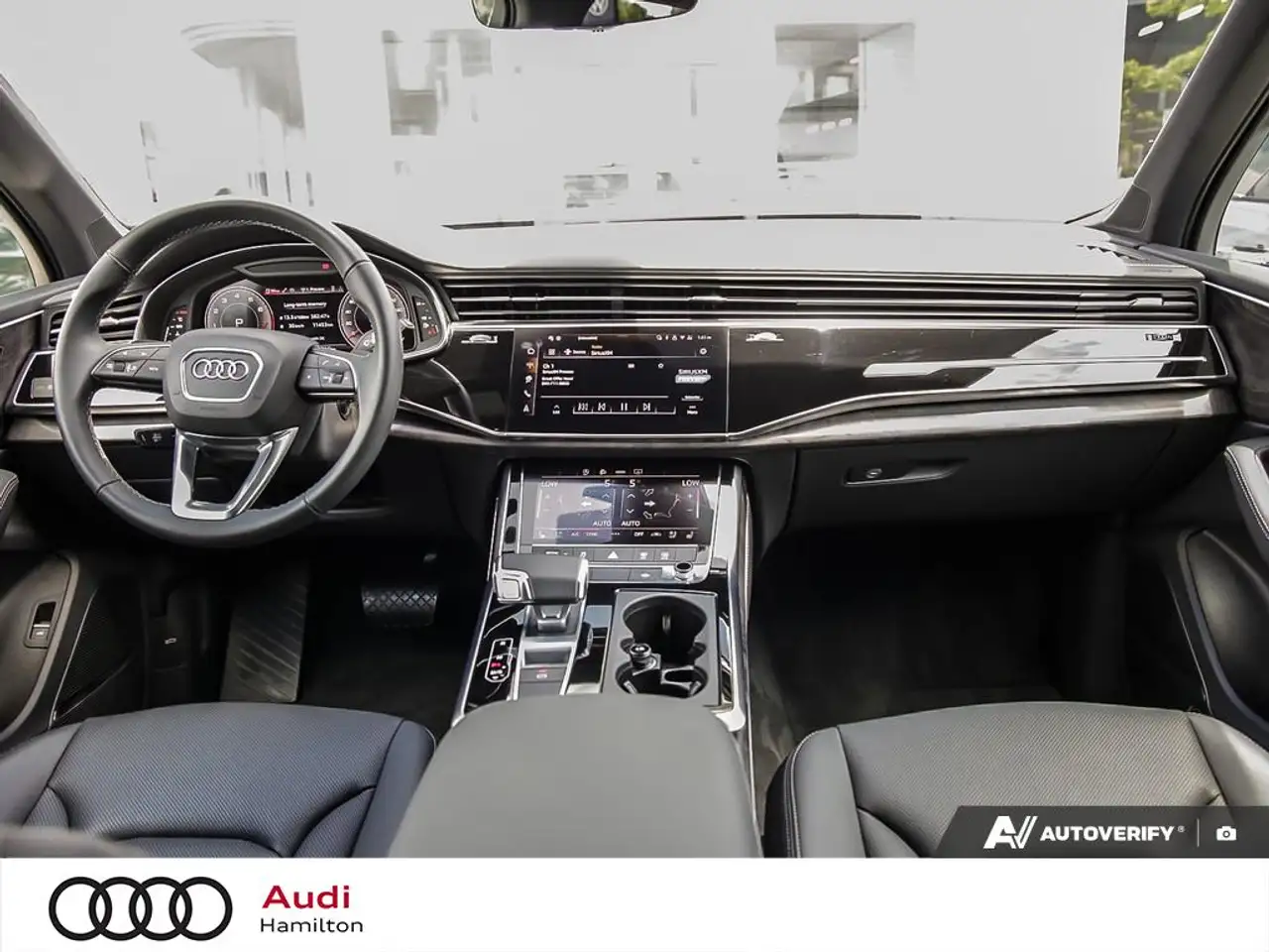 Audi Q7 - Image 23