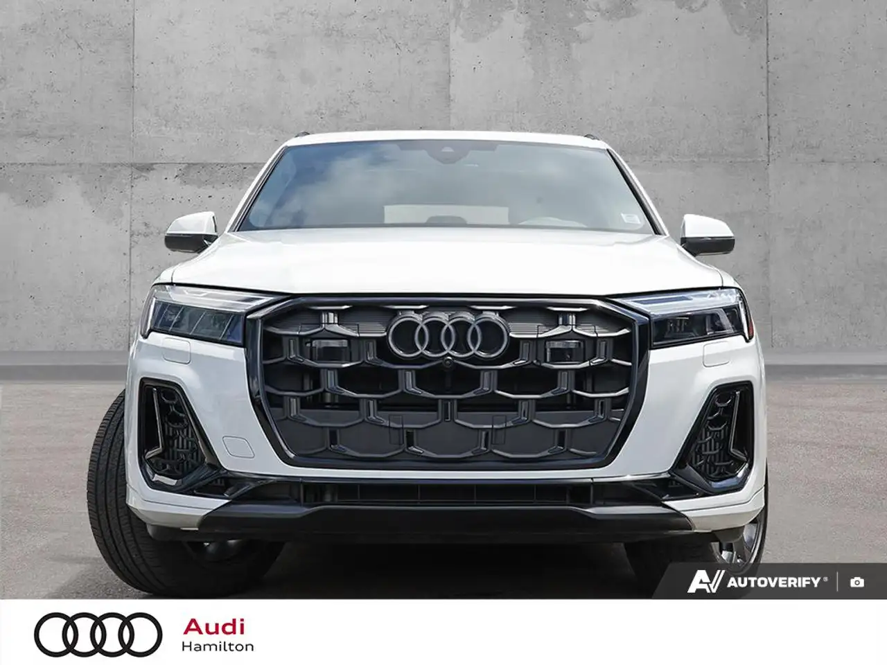 Audi Q7 - Image 2