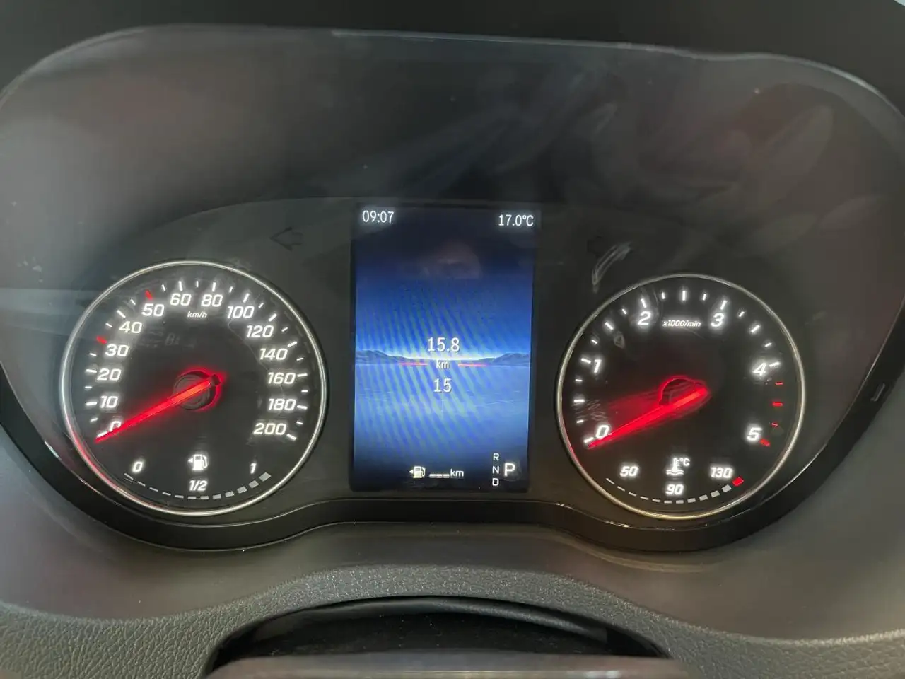 Mercedes-Benz Sprinter - Image 12