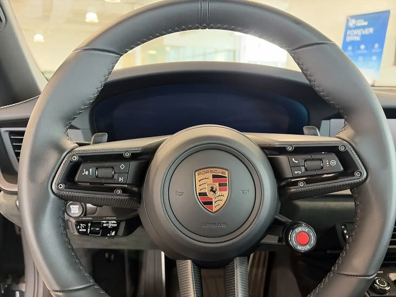 Porsche 911 - Image 22