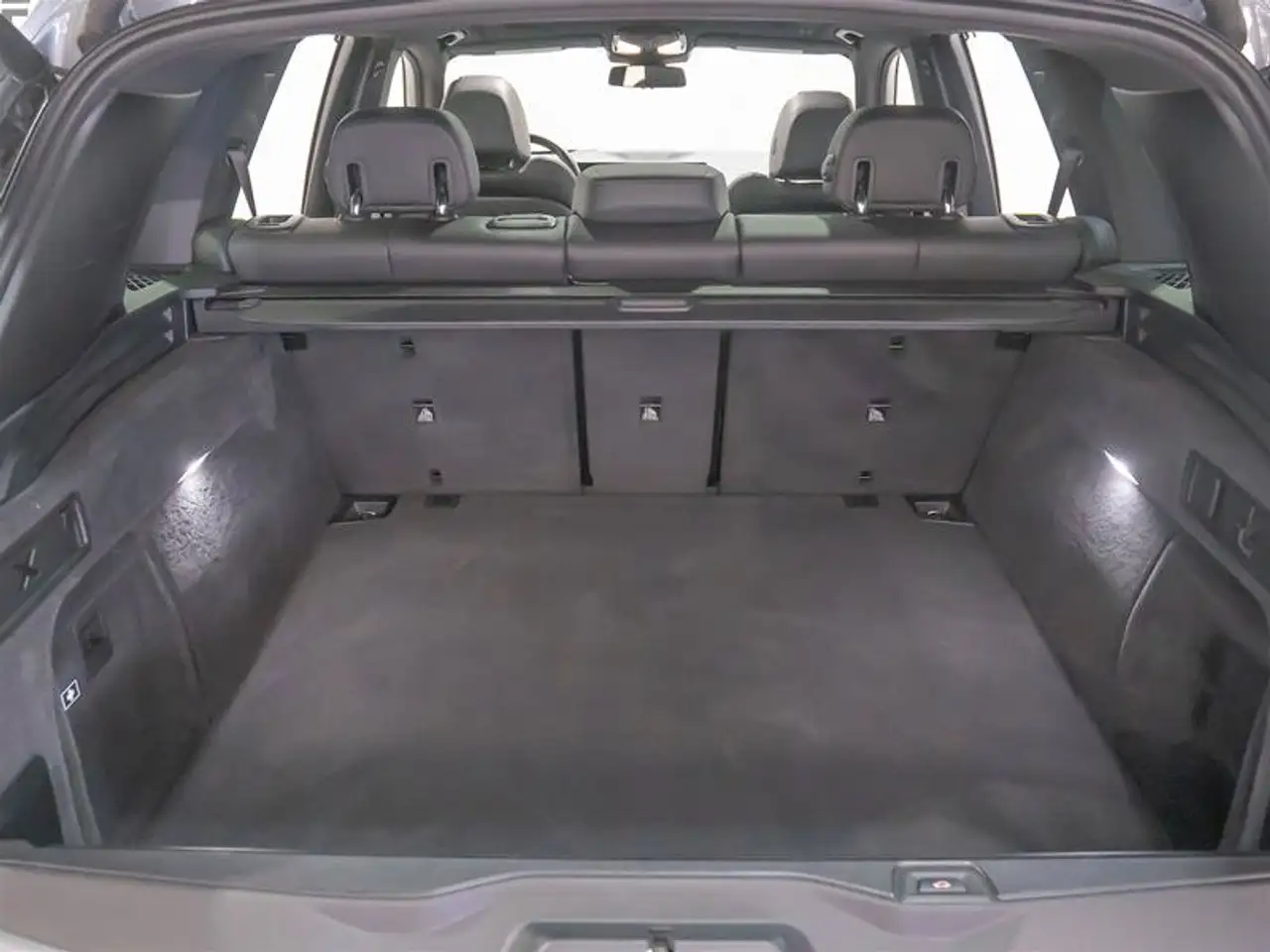 BMW X5 - Image 12
