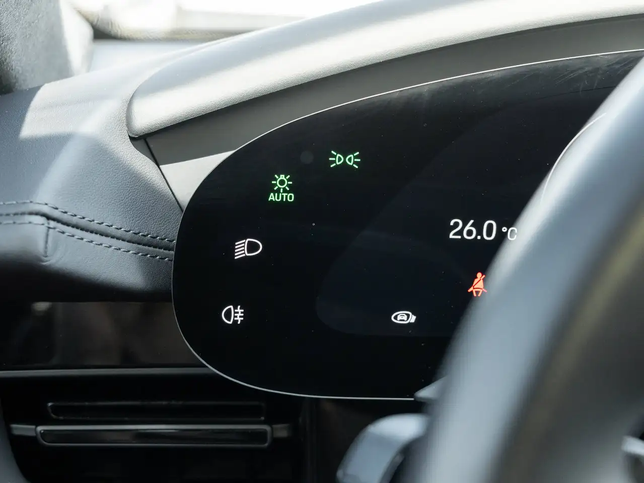 Porsche Taycan - Image 25