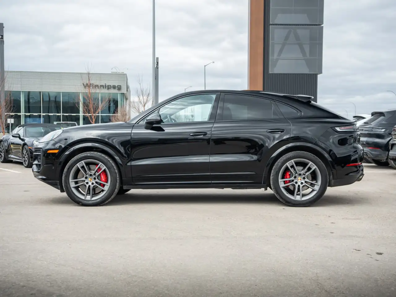 Porsche Cayenne - Image 4