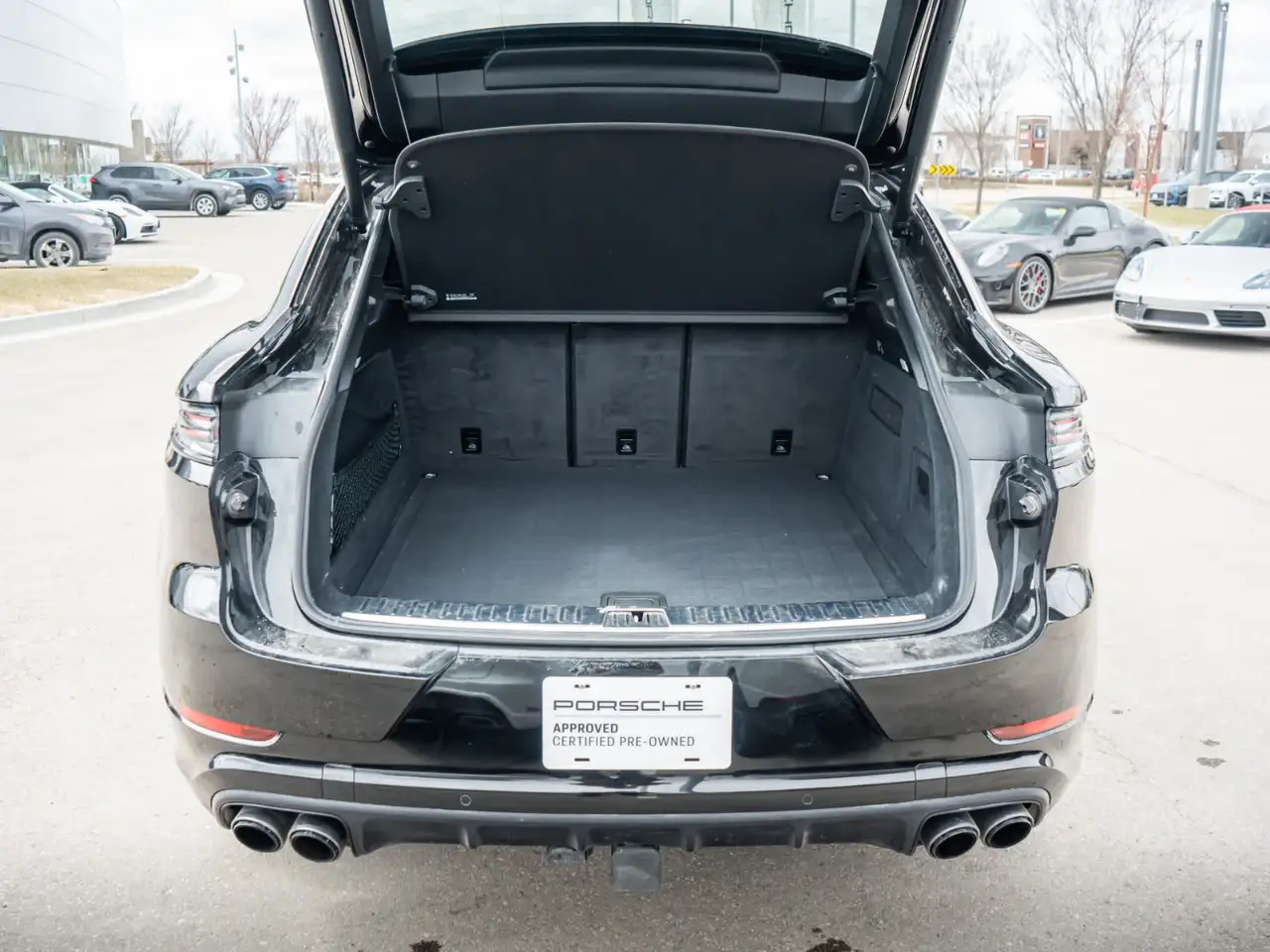 Porsche Cayenne - Image 13