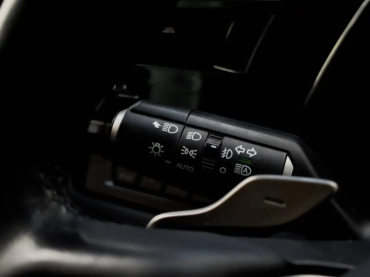 Lexus RX - Image 17