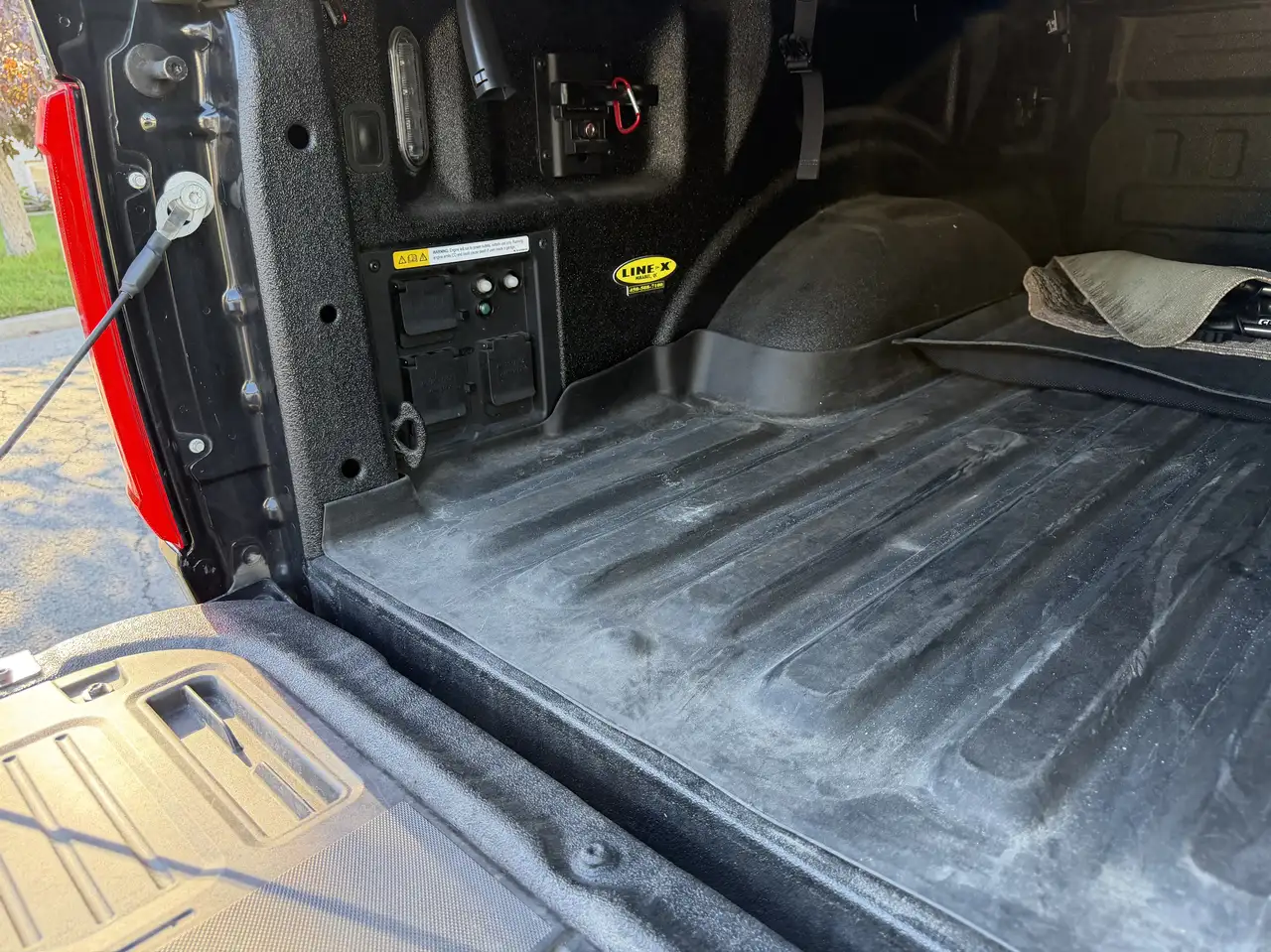 Ford F-150 - Image 11