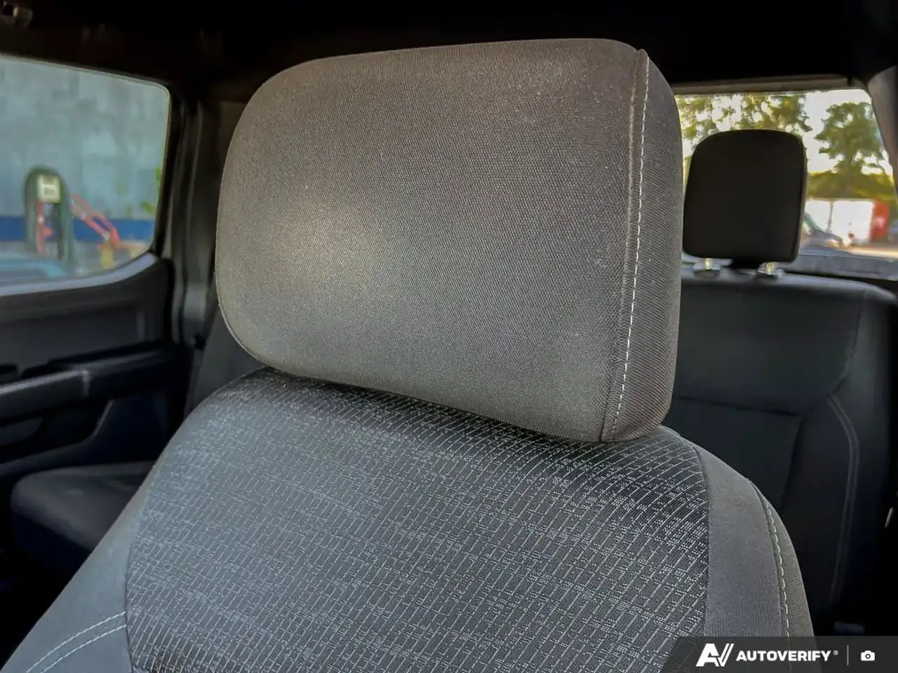 Ford F-150 - Image 23