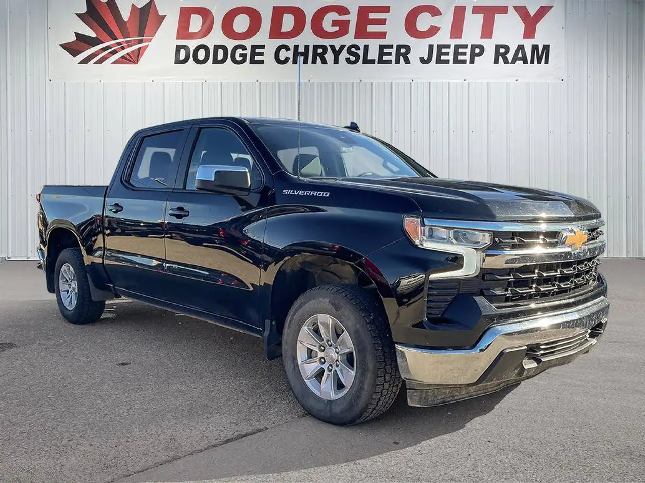 Chevrolet Silverado 1500 - Image 6