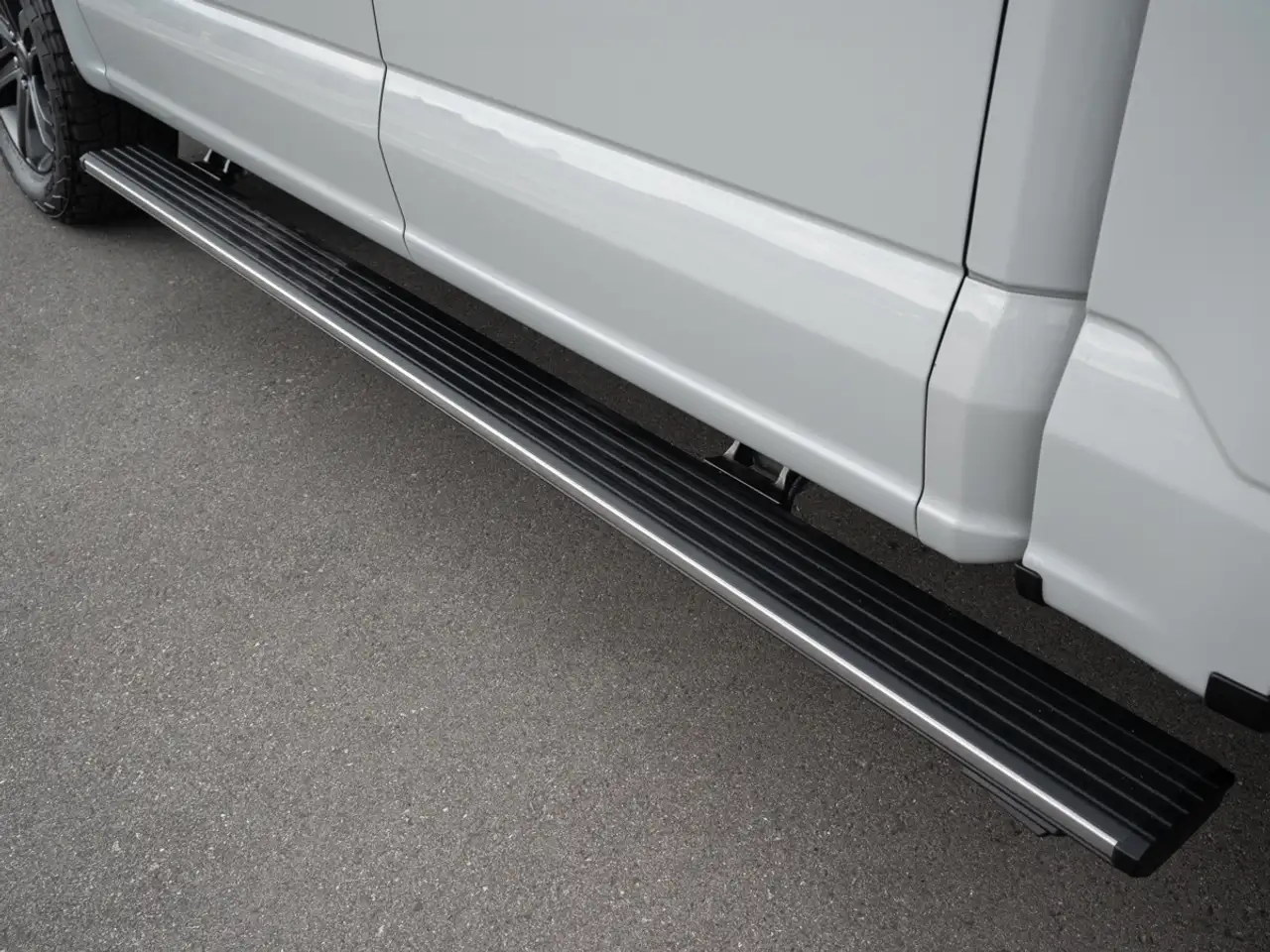 Ford F-150 - Image 10