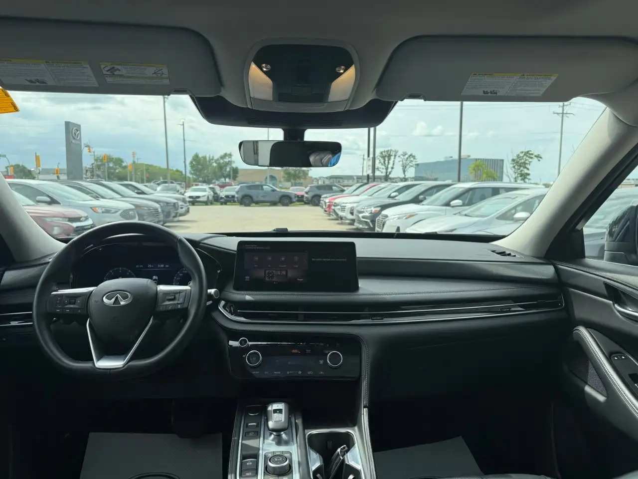 Infiniti QX60 - Image 11