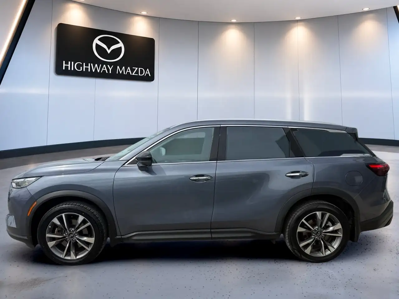 Infiniti QX60 - Image 2