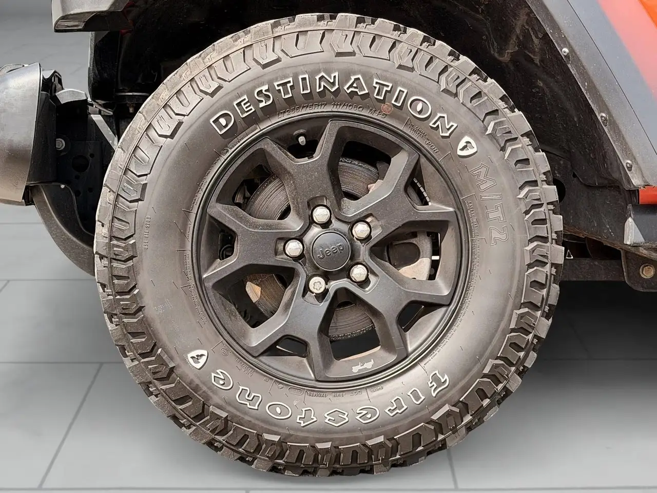 Jeep Wrangler - Image 13
