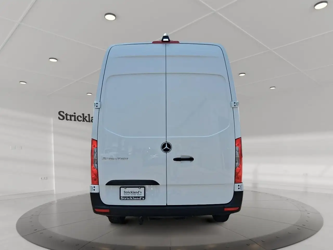 Mercedes-Benz Sprinter - Image 3
