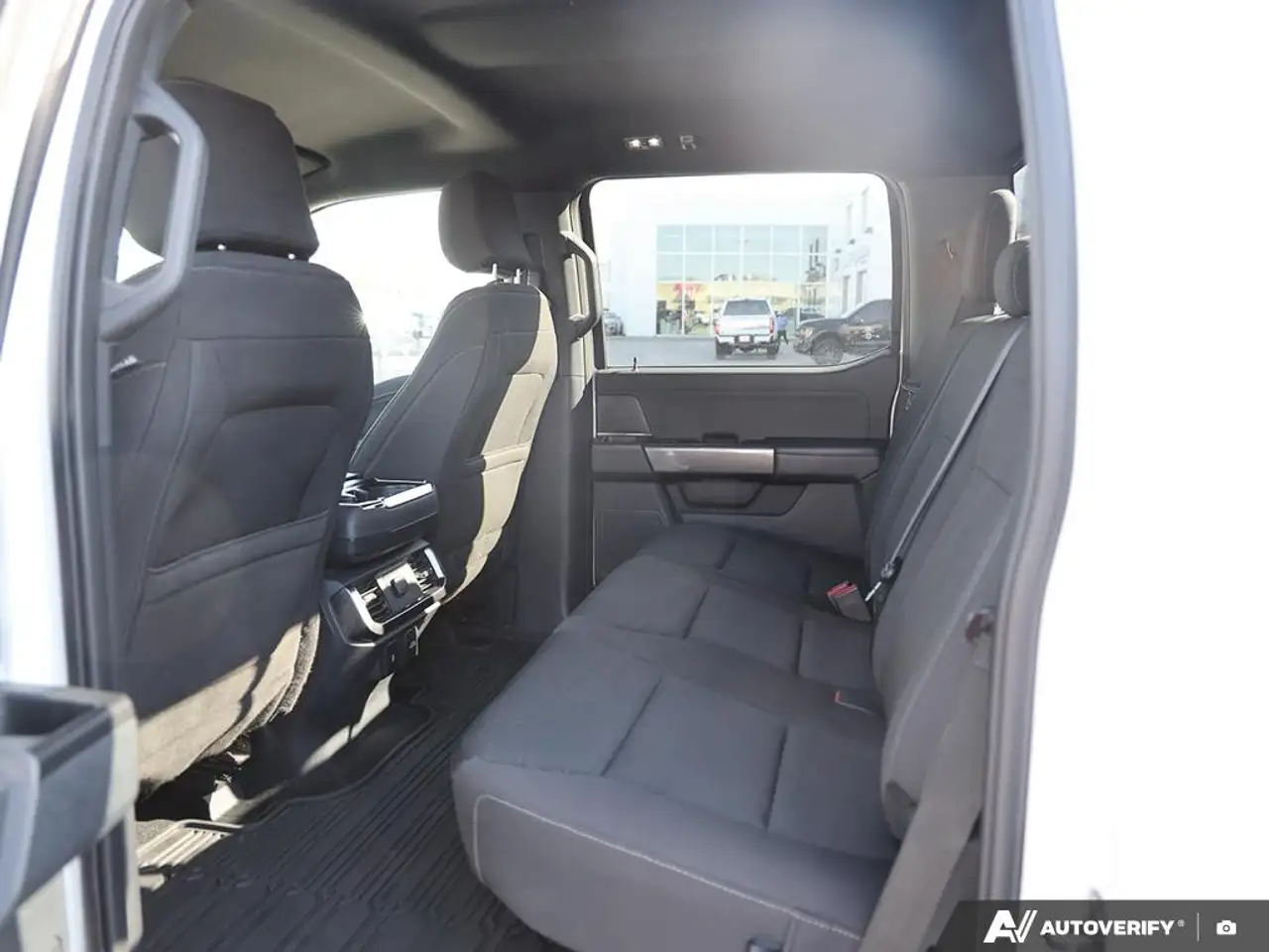 Ford F-150 - Image 26