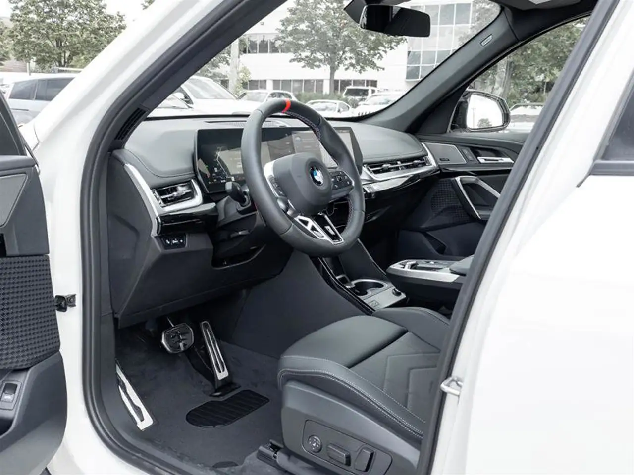 BMW X1 - Image 9