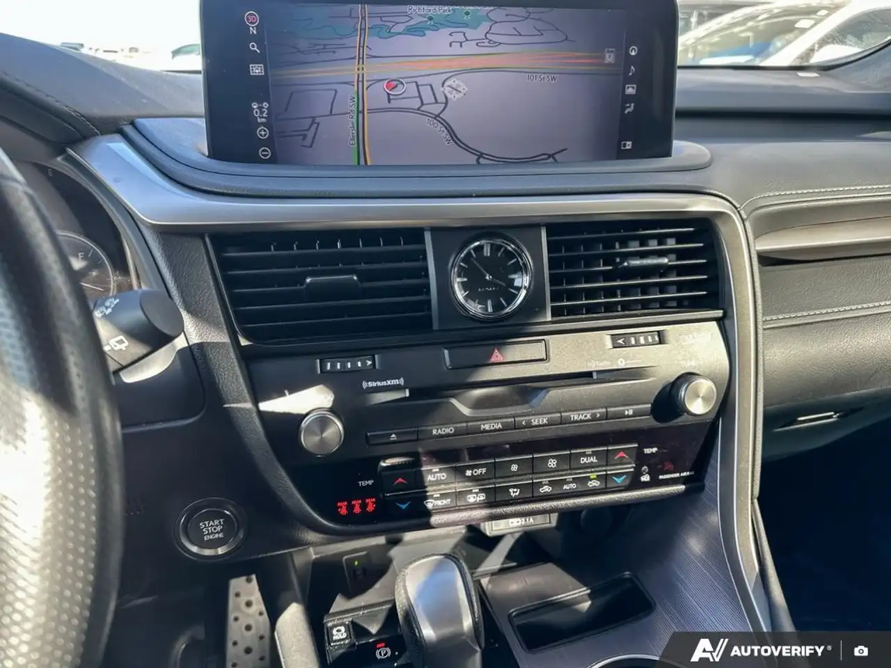Lexus RX - Image 19