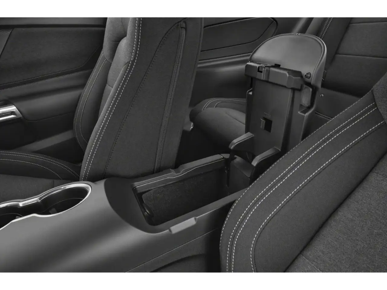 Ford Mustang - Image 11