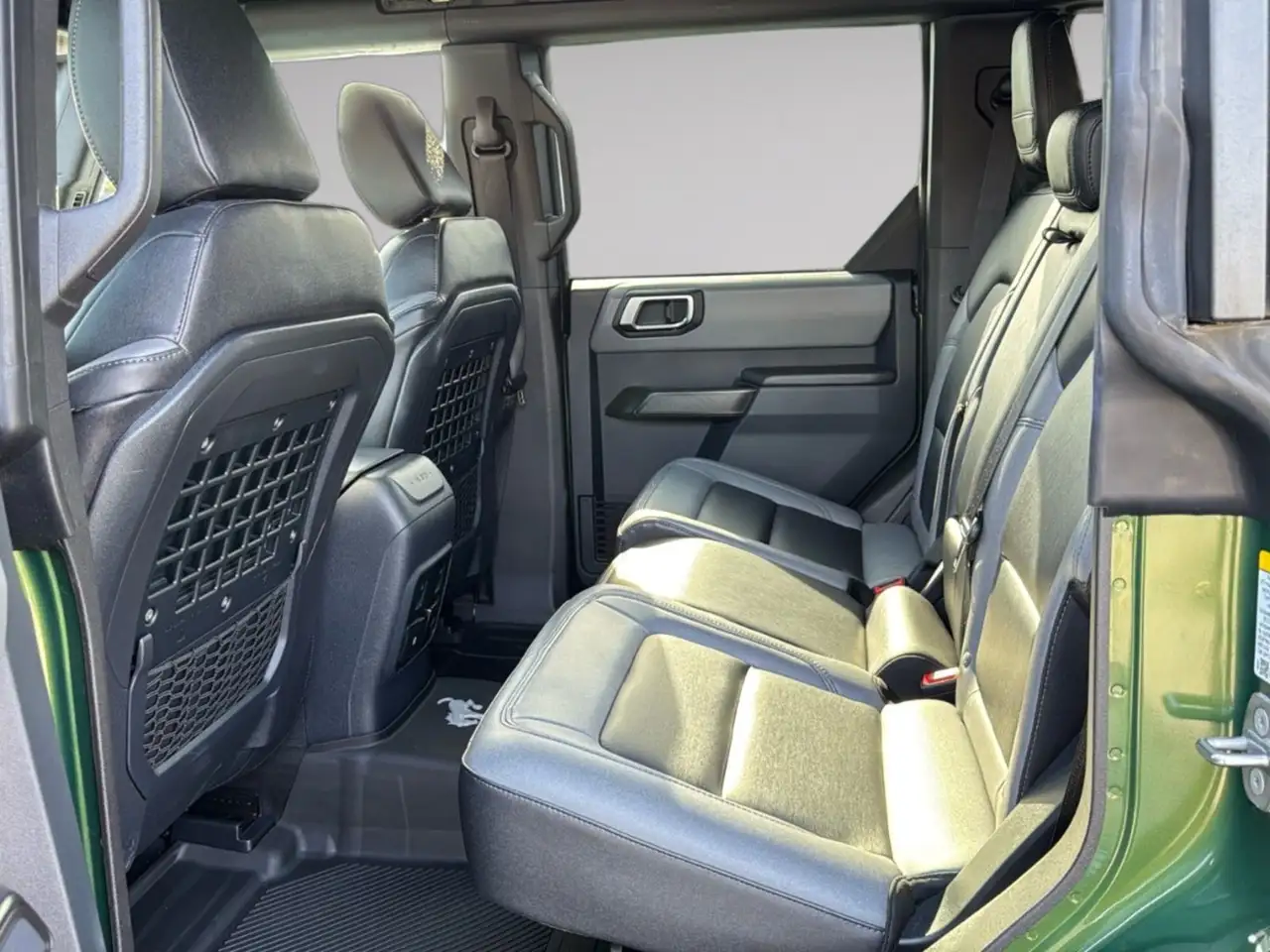 Ford Bronco - Image 16