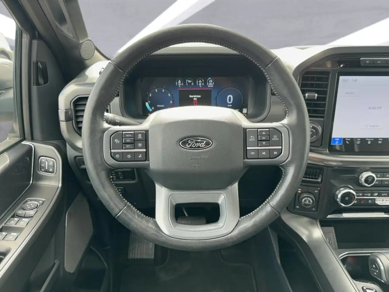 Ford F-150 - Image 23