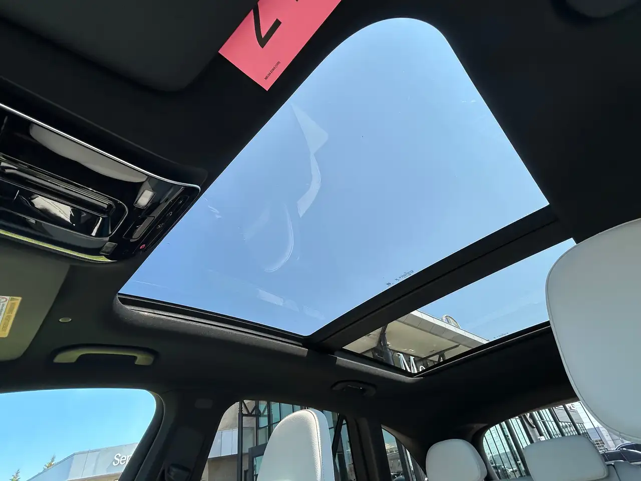 Mercedes-Benz GLC - Image 19