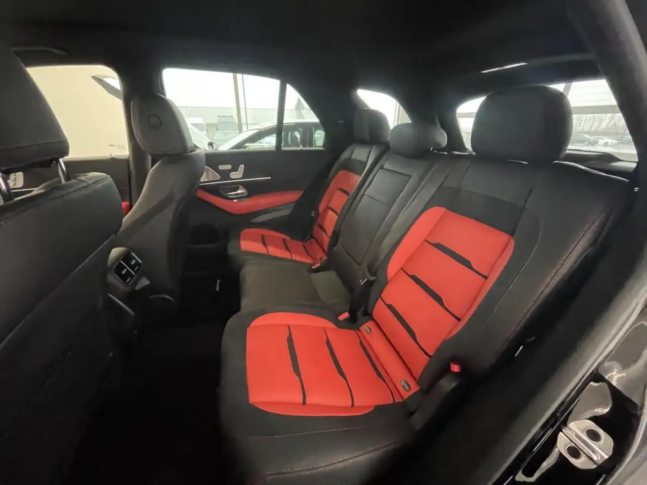 Mercedes-Benz GLE - Image 10