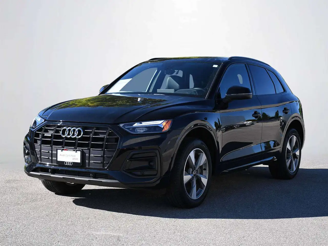 Audi Q5 - Image 1