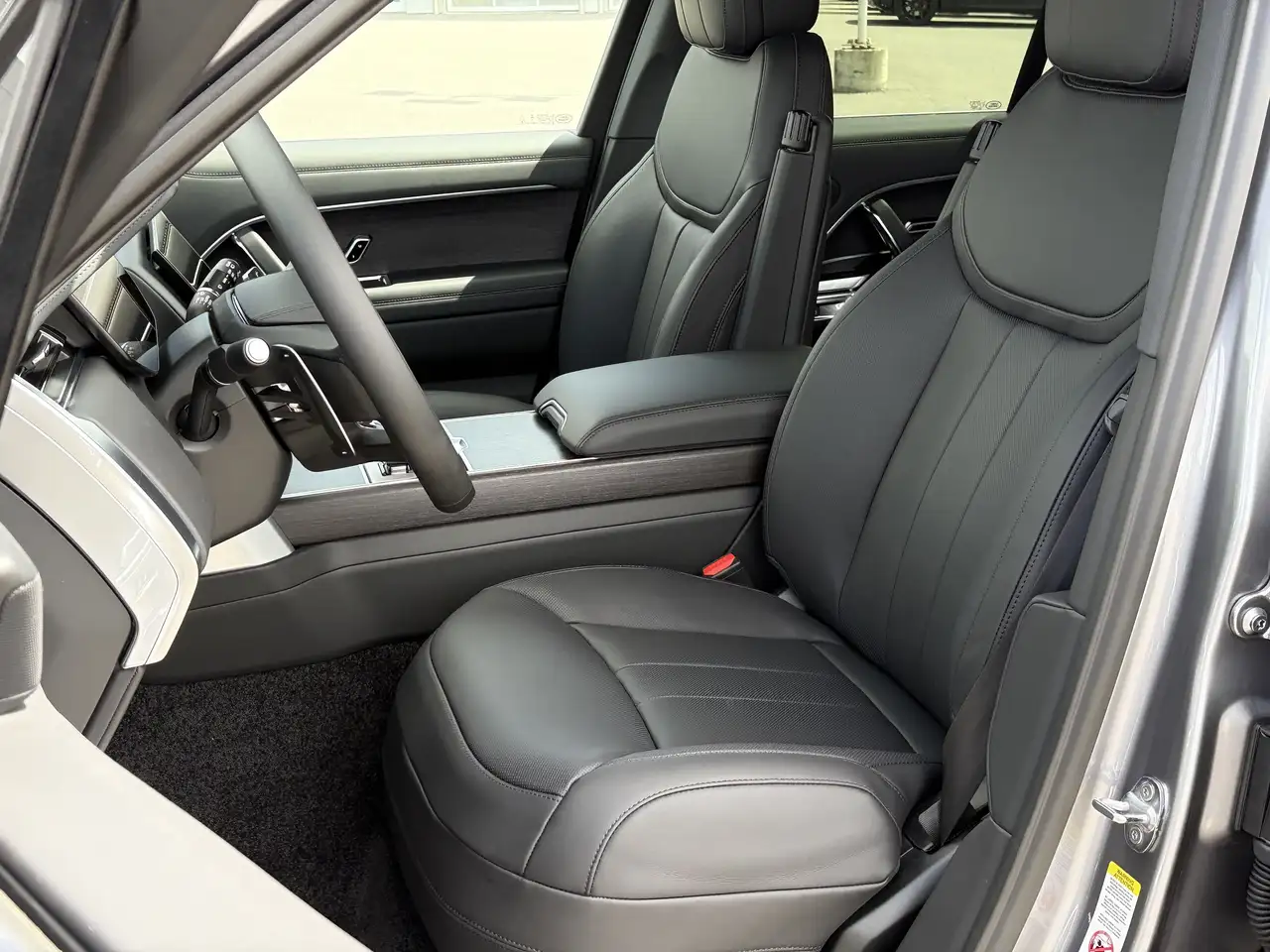 Land Rover Range Rover - Image 12