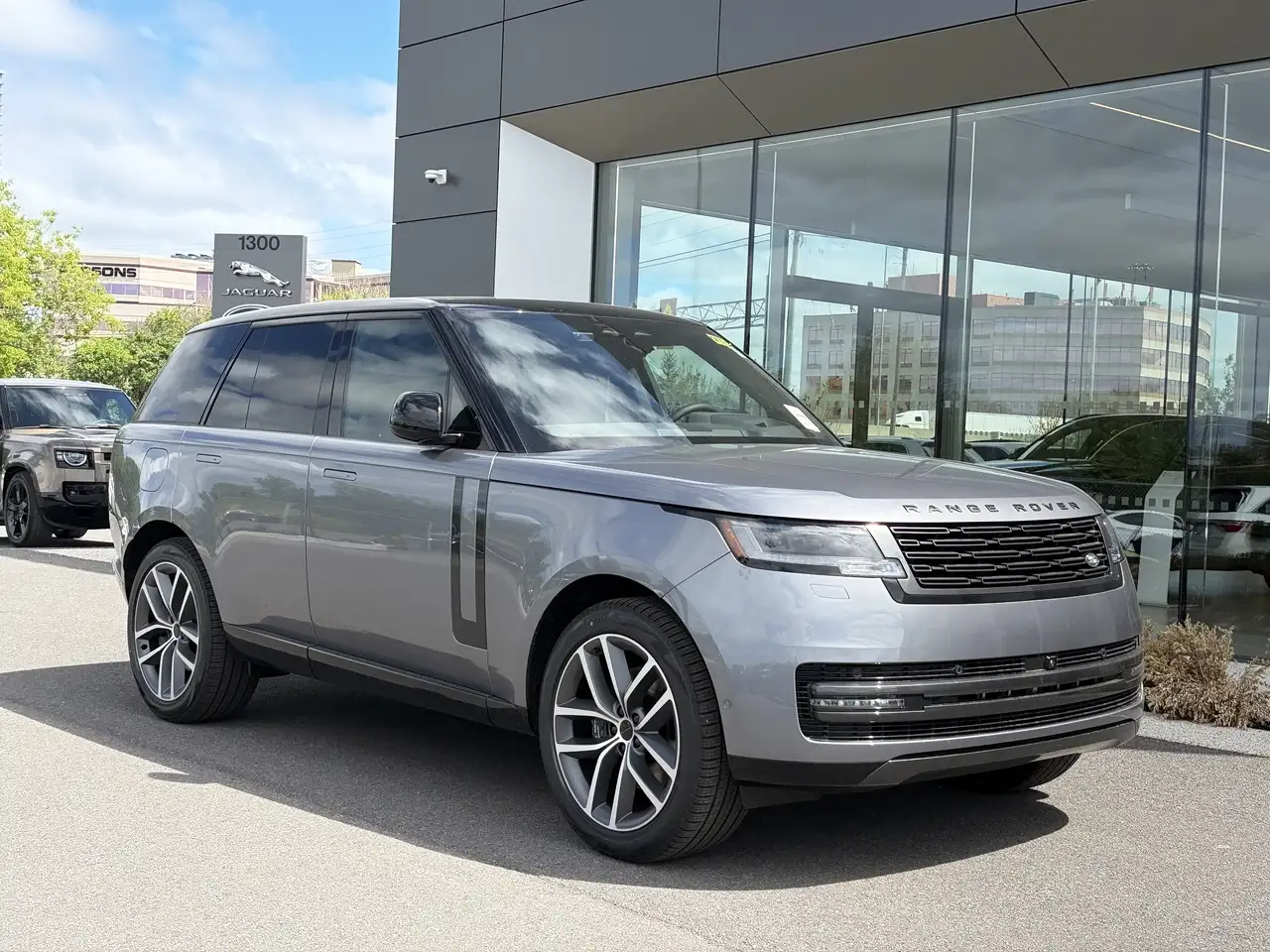 Land Rover Range Rover - Image 8