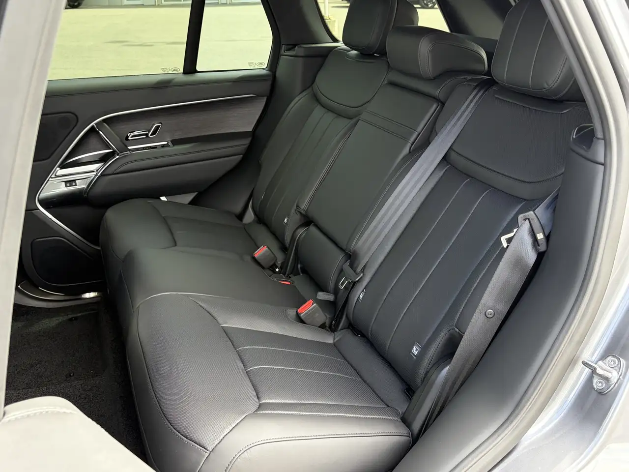 Land Rover Range Rover - Image 17